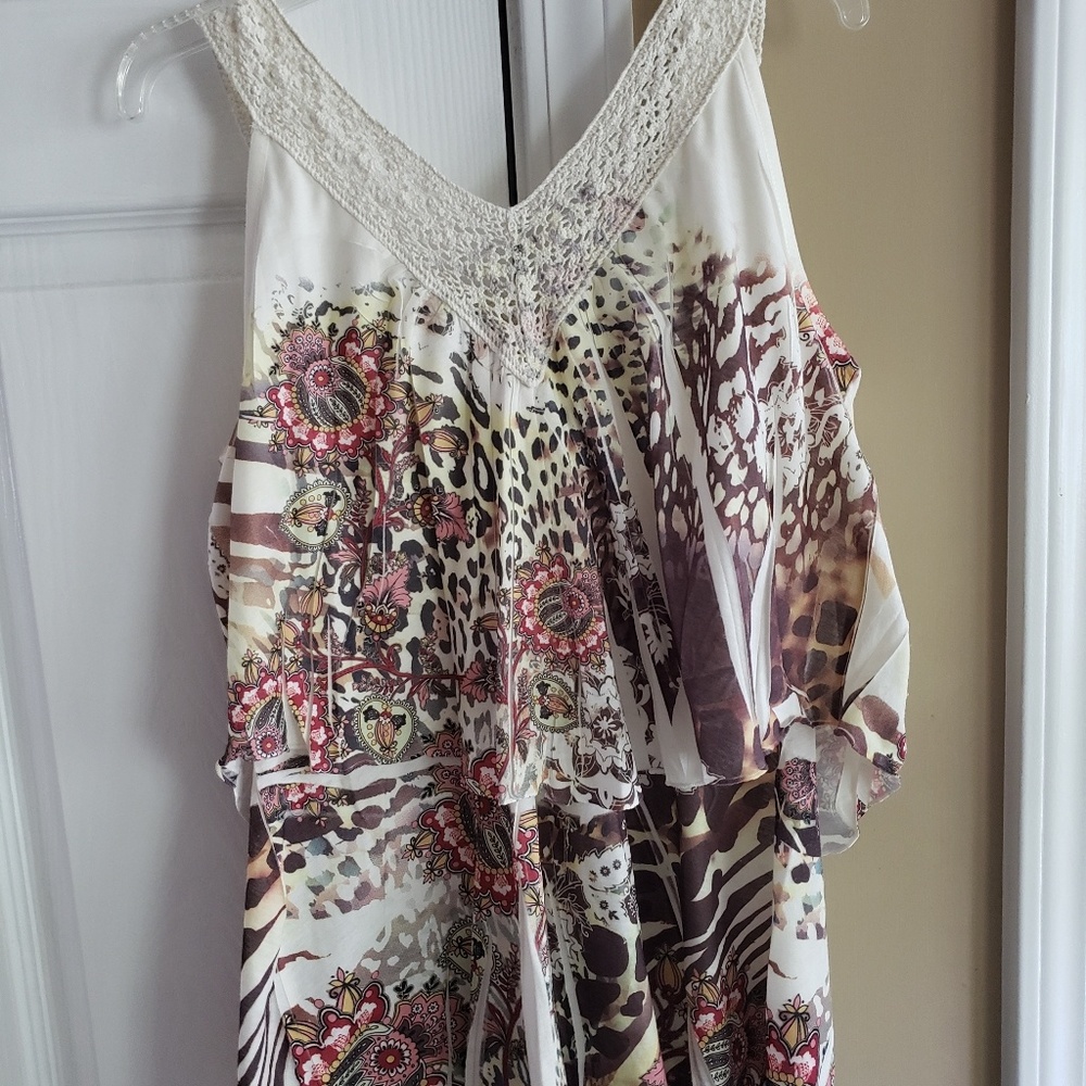 Top - Picture 3 of 3